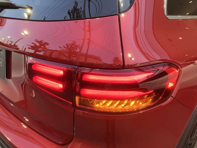 Mercedes-Benz GLB 10