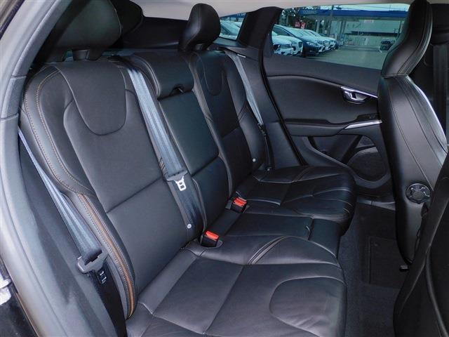 Volvo V40 Cross Country 6