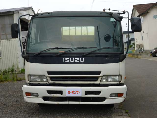 Isuzu Forward 2