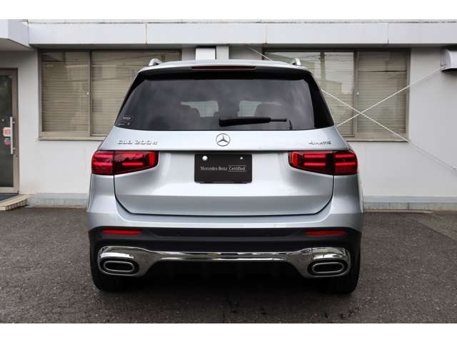 Mercedes-Benz GLB 12