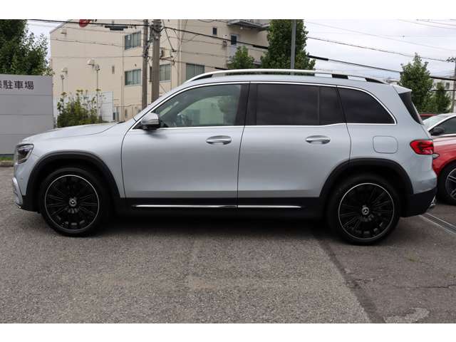 Mercedes-Benz GLB 10