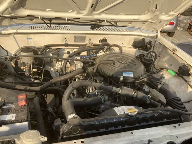 Toyota Hilux 12