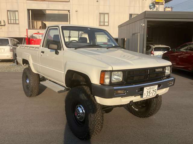 Toyota Hilux 3