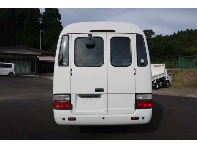 Hino Liesse II 4