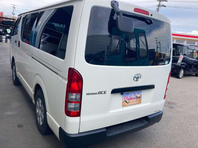Toyota Regius Ace 5