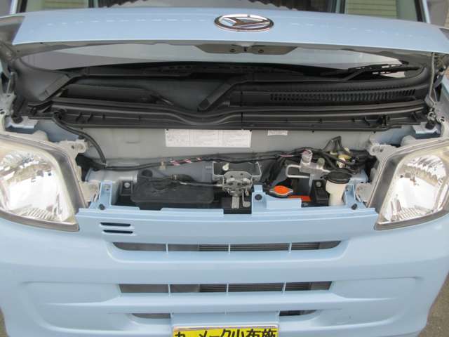 Daihatsu Hijet Cargo 11