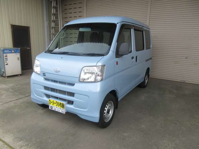 Daihatsu Hijet Cargo 4