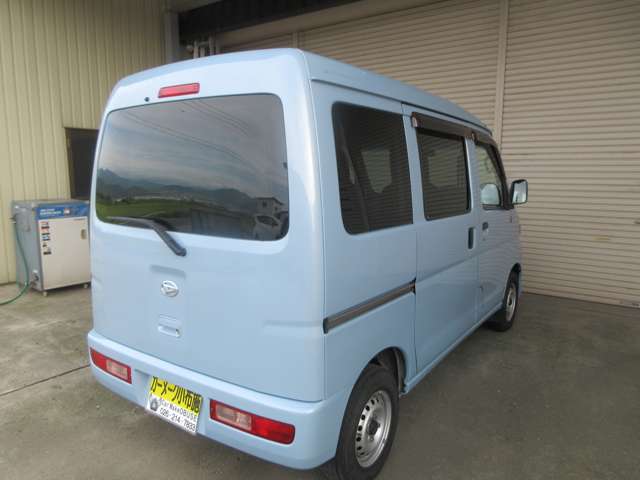 Daihatsu Hijet Cargo 8