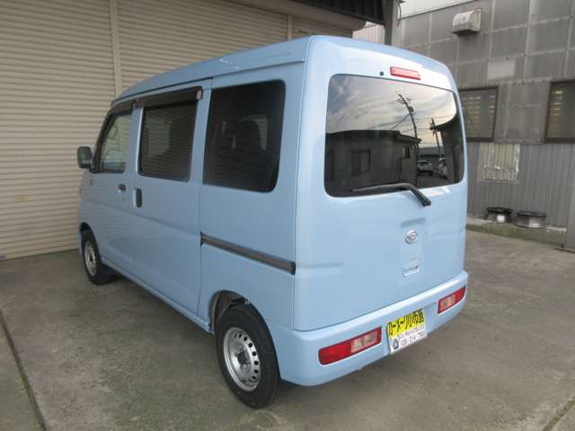 Daihatsu Hijet Cargo 9