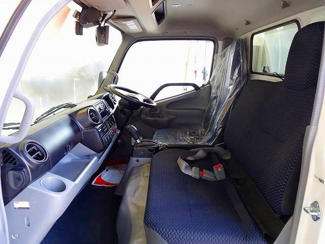 Hino Dutro 6