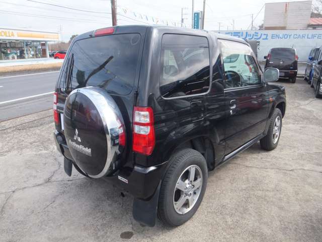 Mitsubishi Pajero Mini 11