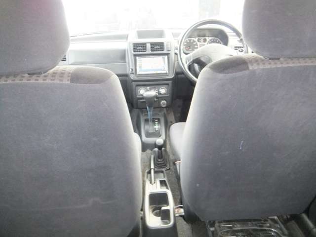 Mitsubishi Pajero Mini 7