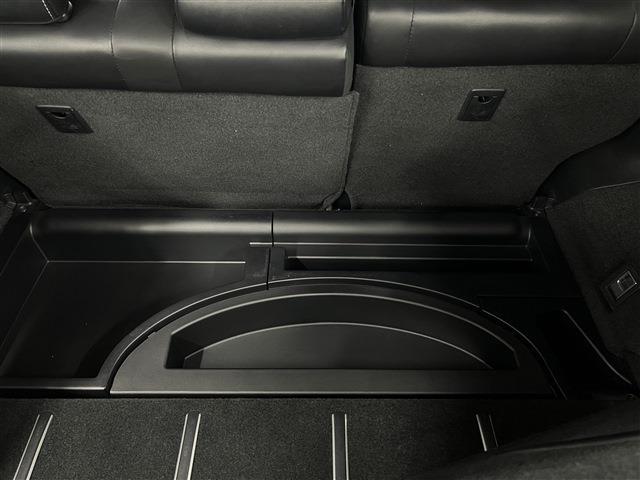 Toyota Harrier 12
