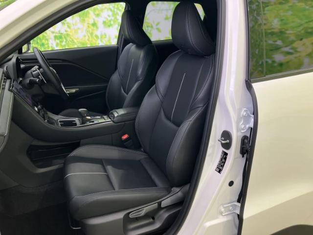 Lexus LBX 8