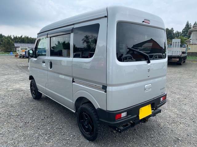 Suzuki Every 10