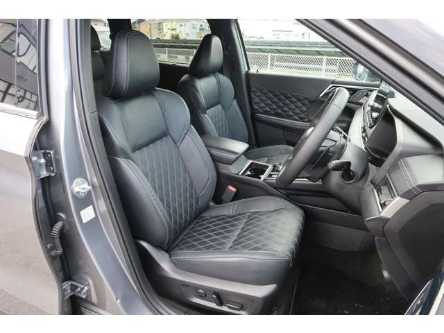 Mitsubishi Outlander 7