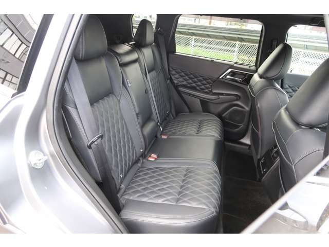 Mitsubishi Outlander 8