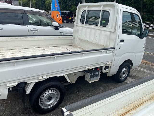 Toyota Pixis Truck 5
