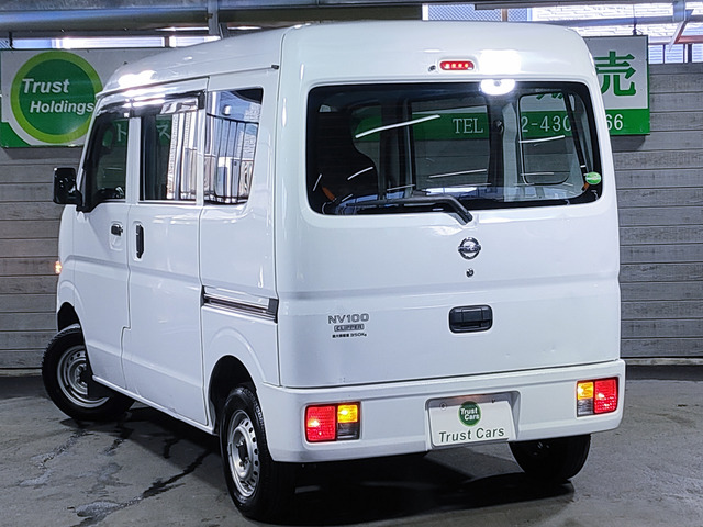 Nissan NV100 Clipper 4
