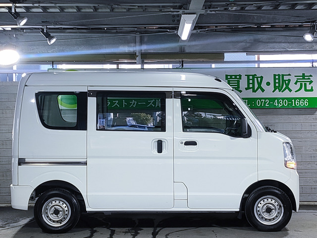 Nissan NV100 Clipper 9