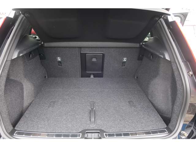 Volvo XC40リチャージ 12