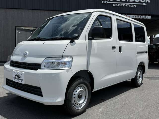 Toyota Town Ace Van 11