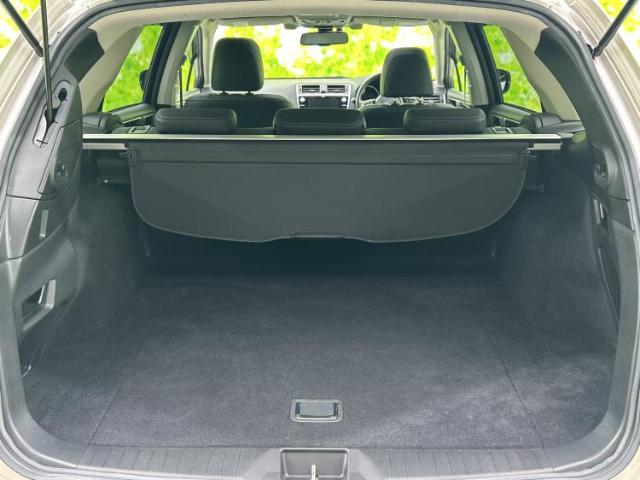 Subaru Legacy Outback 10