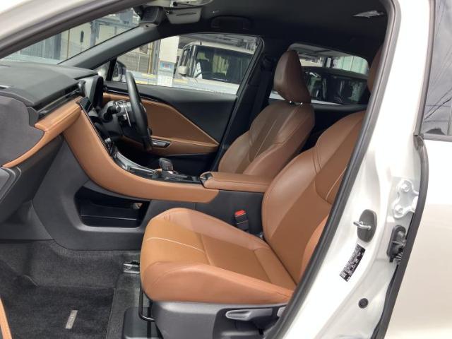 Lexus LBX 8