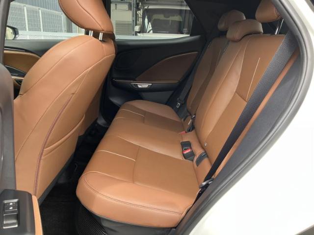 Lexus LBX 9