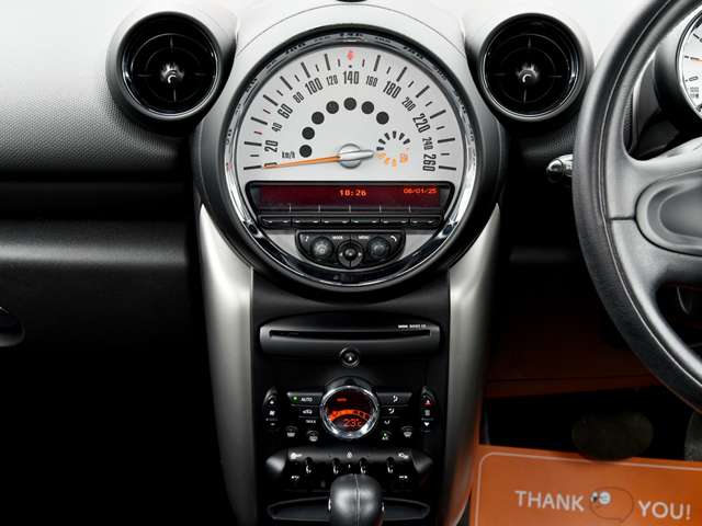 MINI Paceman 5