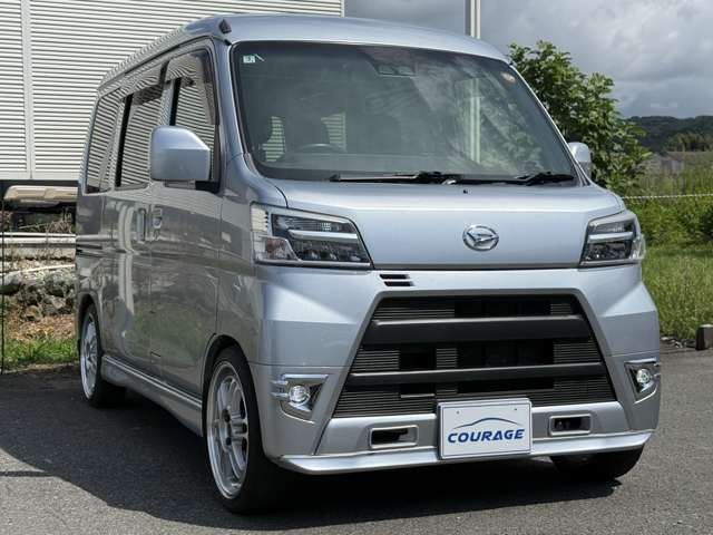 Daihatsu Hijet Cargo 10