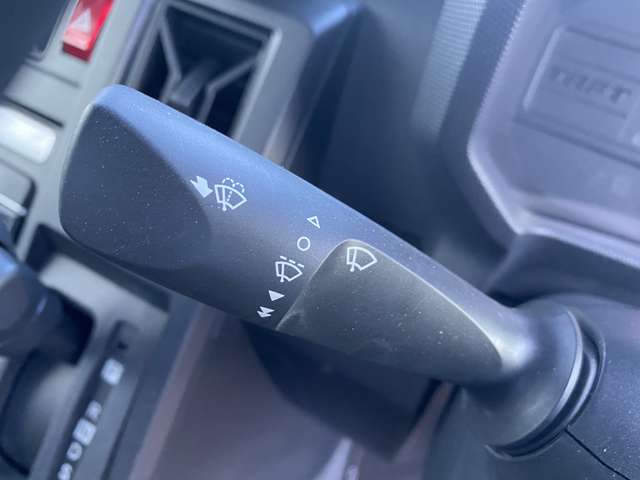 Daihatsu Taft 12