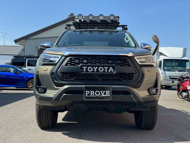 Toyota Hilux 11