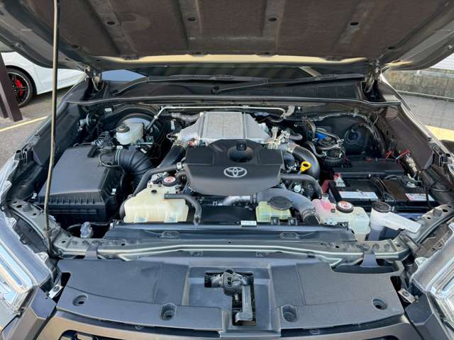 Toyota Hilux 3