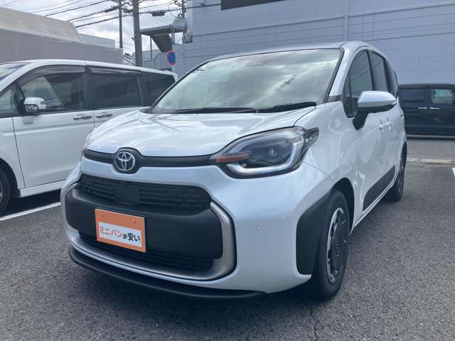 Toyota Sienta 9
