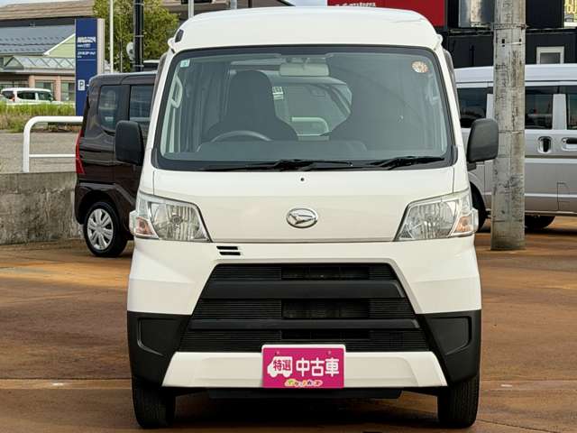 Daihatsu Hijet Cargo 5