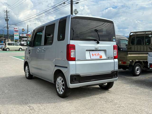 Daihatsu ハイゼットキャディー 12