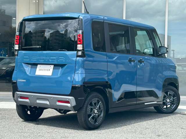 Mitsubishi Delica Mini 4
