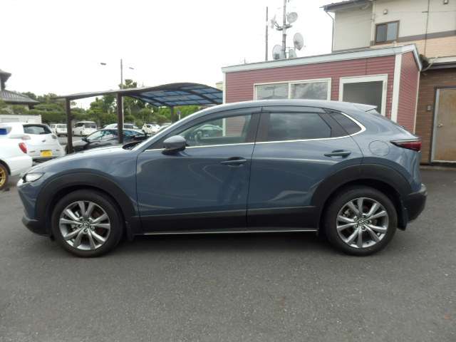 Mazda CX-30 8