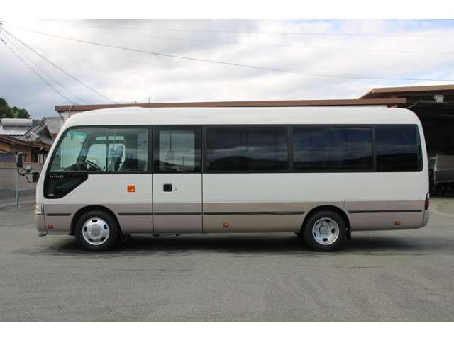 Hino Liesse II 4
