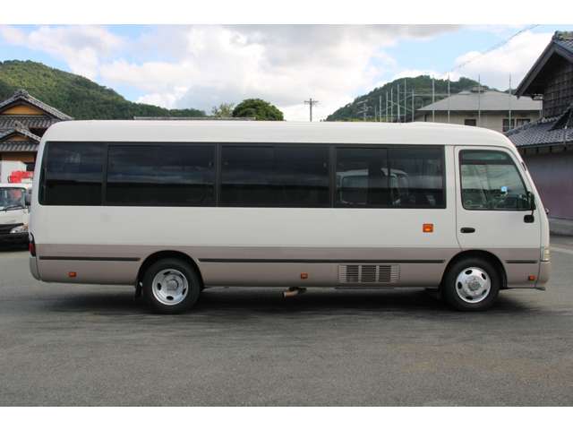 Hino Liesse II 5