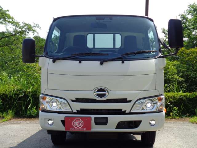 Hino Dutro 2