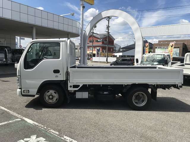Isuzu Elf 7