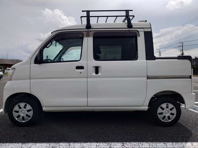 Daihatsu Hijet Deck Van 5