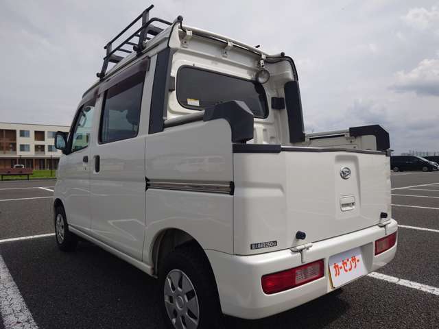 Daihatsu Hijet Deck Van 6