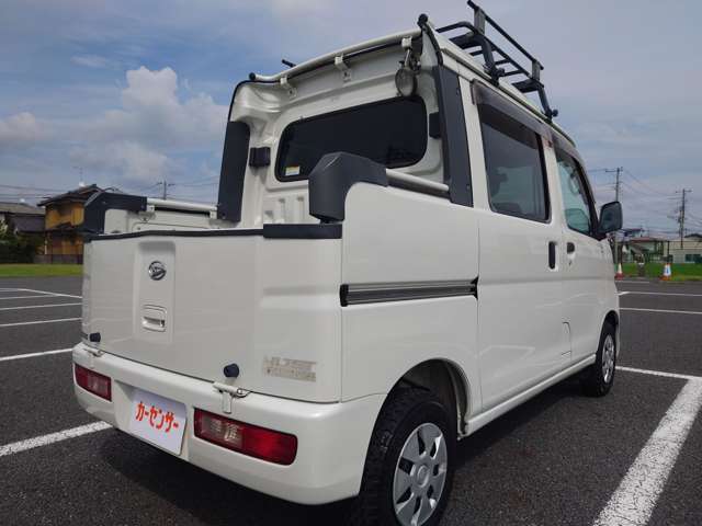Daihatsu Hijet Deck Van 8