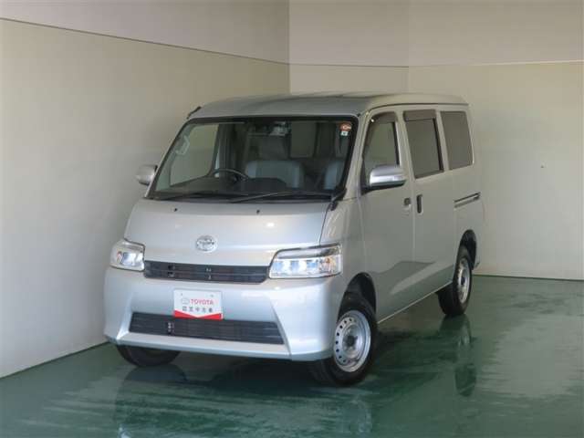 Toyota Town Ace Van 11