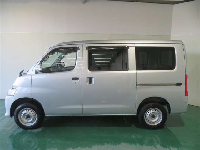 Toyota Town Ace Van 6