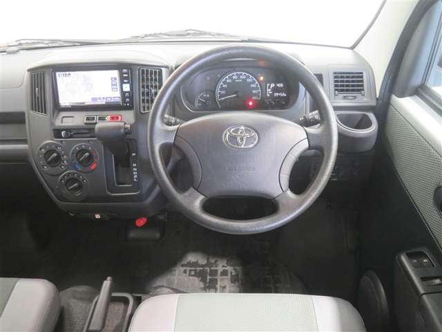 Toyota Town Ace Van 8