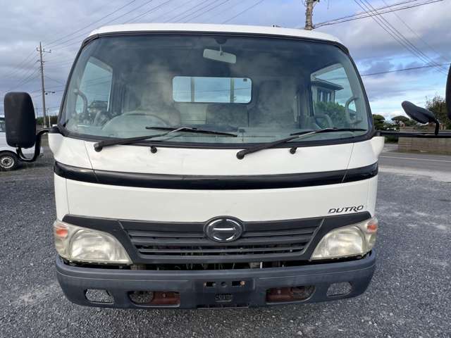 Hino Dutro 2